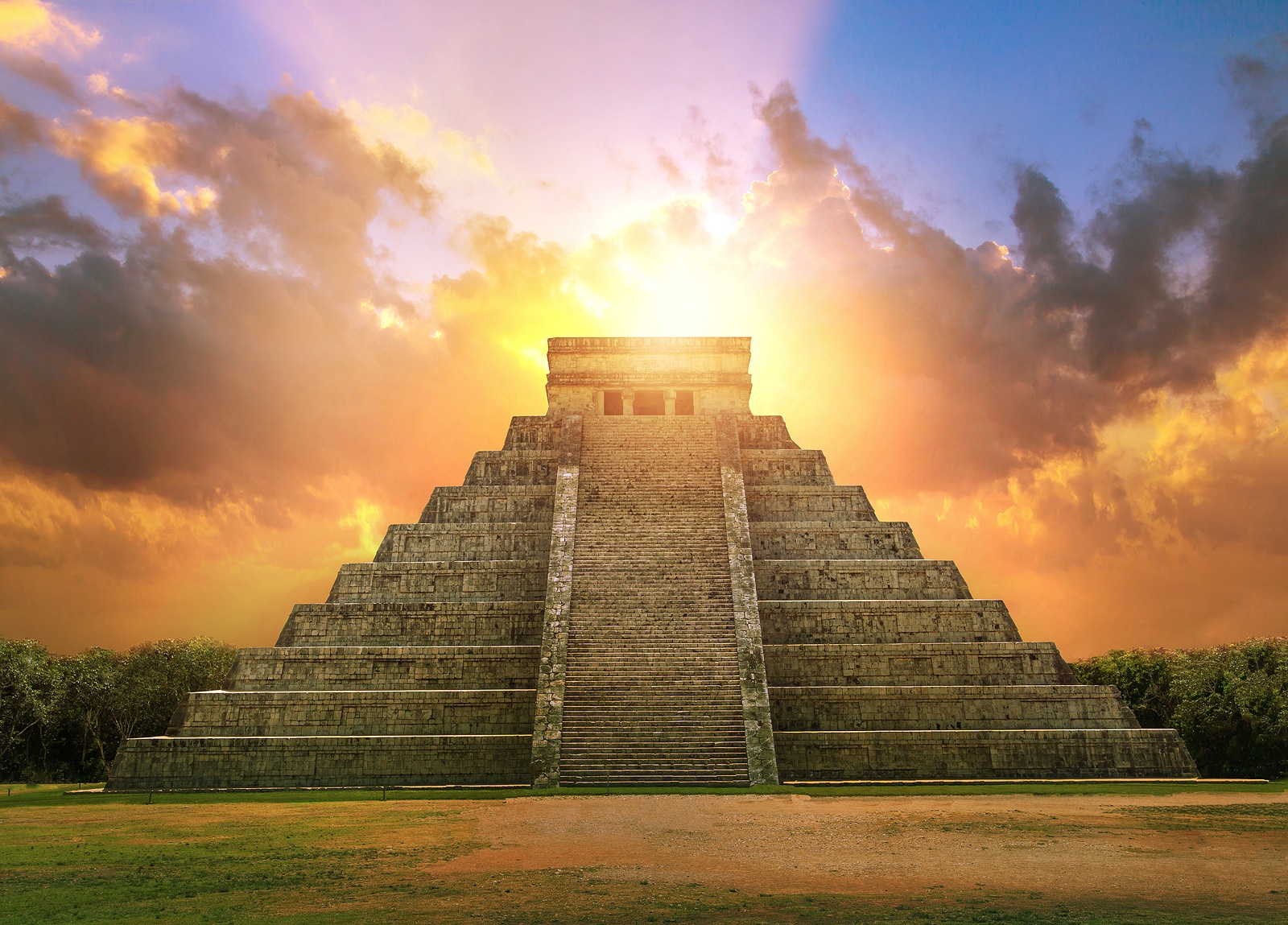 Chichen Itza, Mayan pyramid 
